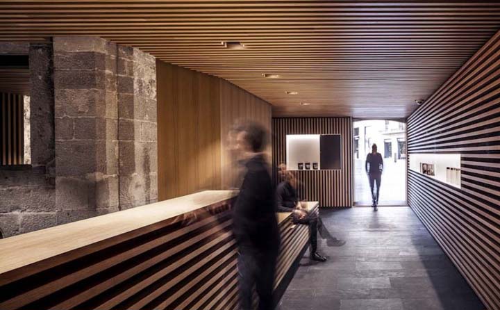 空间重塑 西班牙New Arquia Banca 办公室设计