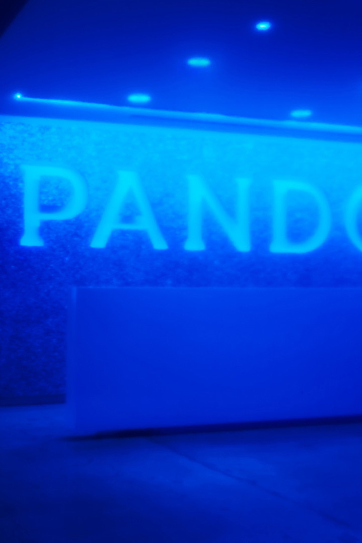  ̨ͷPandora֥Ӹ칫