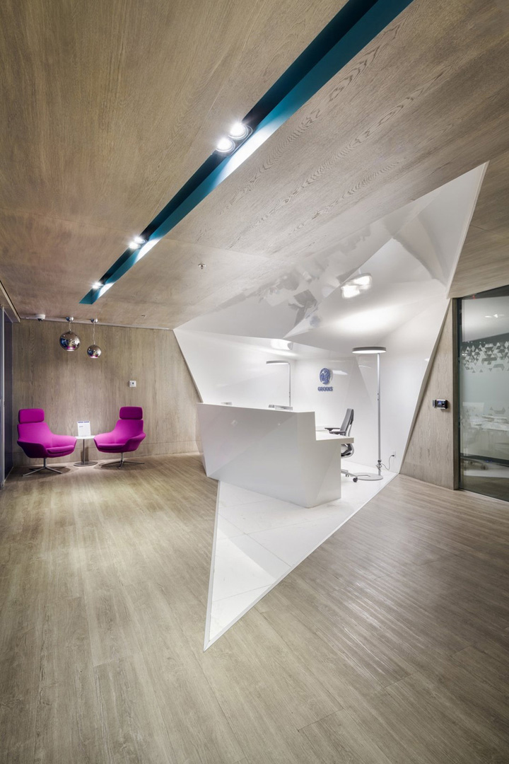 点击浏览大图 异形元素 法国Geodis国际物流集团墨西哥办公设计欣赏