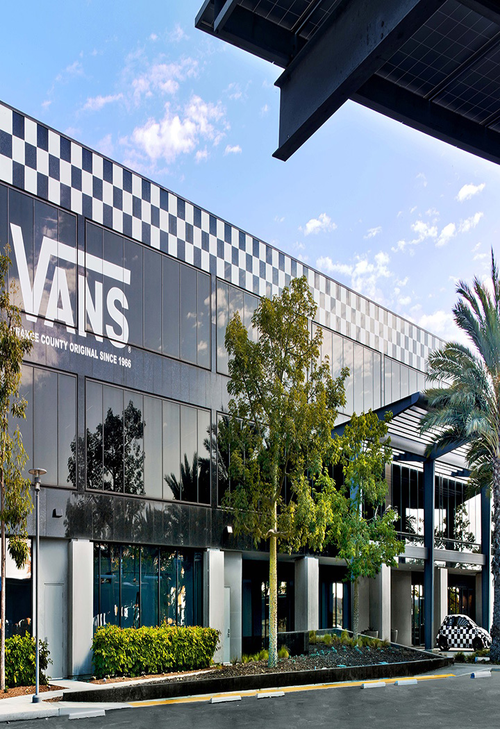 酷炫青春 运动潮牌Vans美国加州总部办公设计欣赏