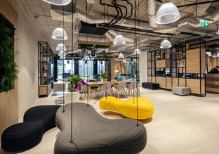 工业美学 来自波兰的HUBHUB联合办公空间设计欣赏