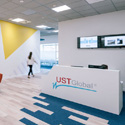 ɫ鶯 UST Global칫