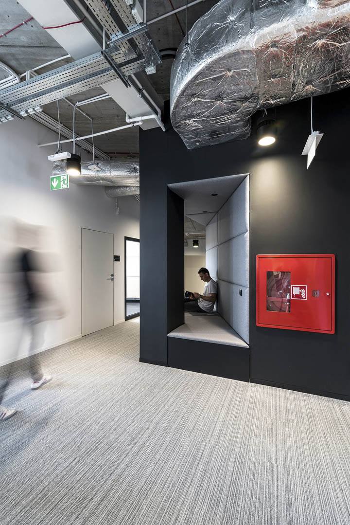 点击浏览大图 自由之家 波兰家居品牌VOX波兹南总部办公设计欣赏