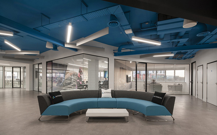 蓝色经典 Autodesk伯明翰办公室升级改造设计欣赏
