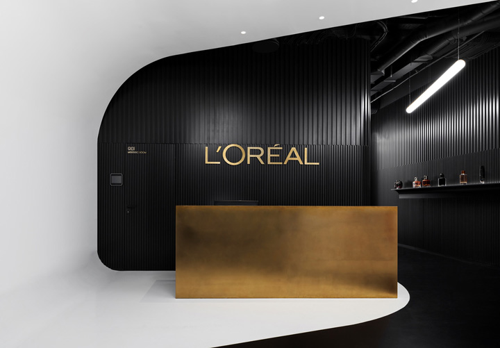 时尚剧情空间 L'OREAL欧莱雅莫斯科办公设计欣赏