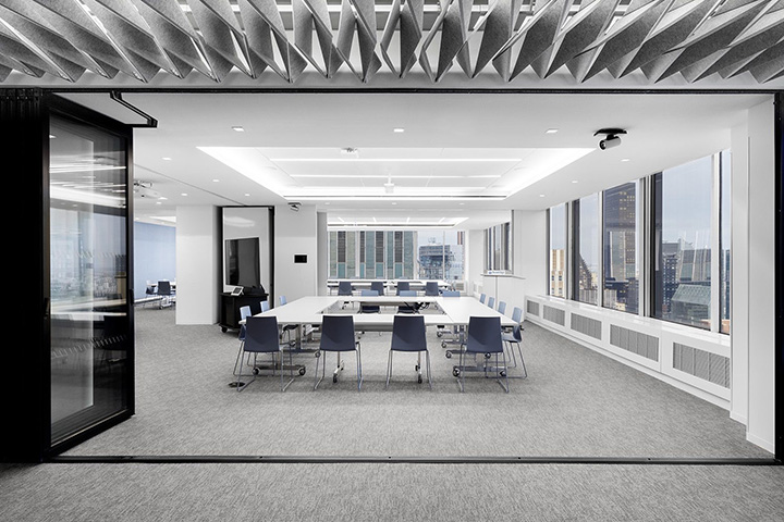 摩登高级灰 金融科技公司Broadridge纽约办公设计欣赏