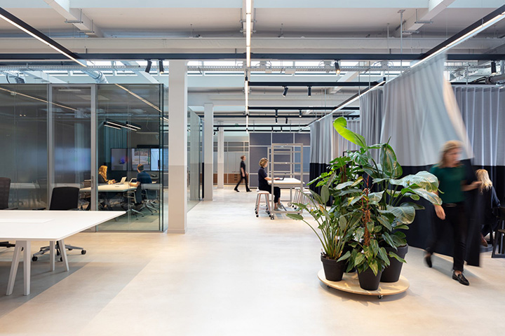 创新力量 CBRE世邦魏理仕将旧车库爆改成阿姆斯特丹总部