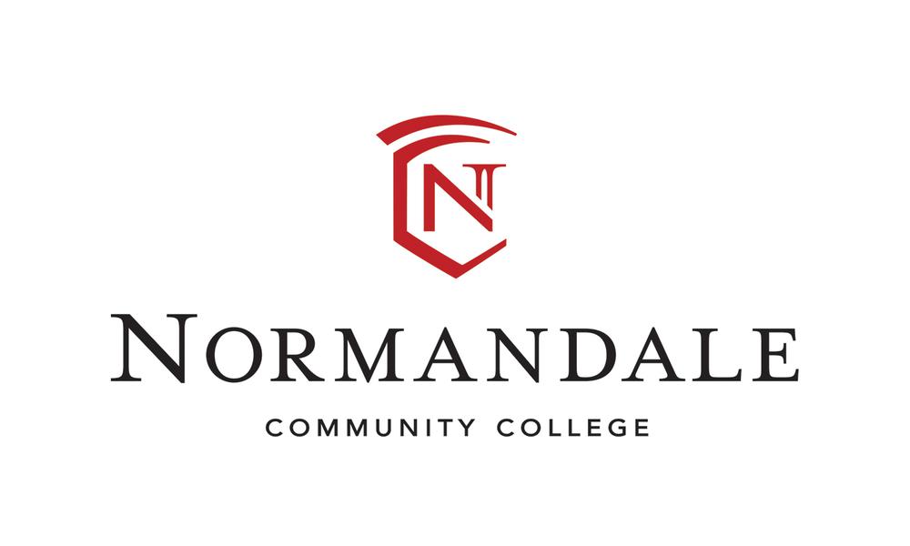 灵活多元 Normandale社区大学学生服务中心改造设计欣赏