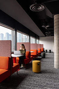 蒙特利尔Gearbox游戏工作室 卡座 蒙特利尔Gearbox游戏工作室 卡座