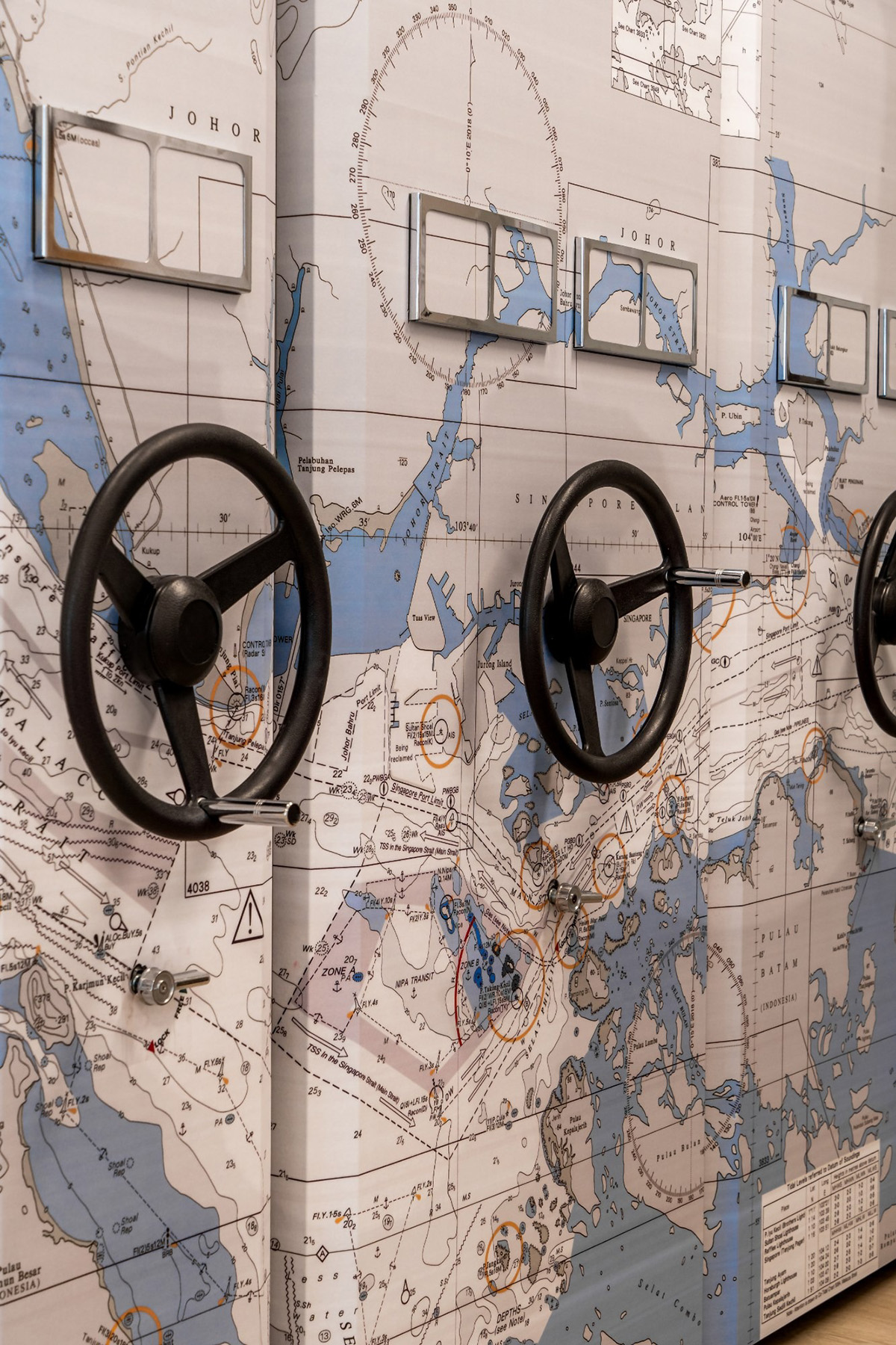 ���ܾ�ͷ Anglo-Eastern�¼��£���������ѧд��칫����