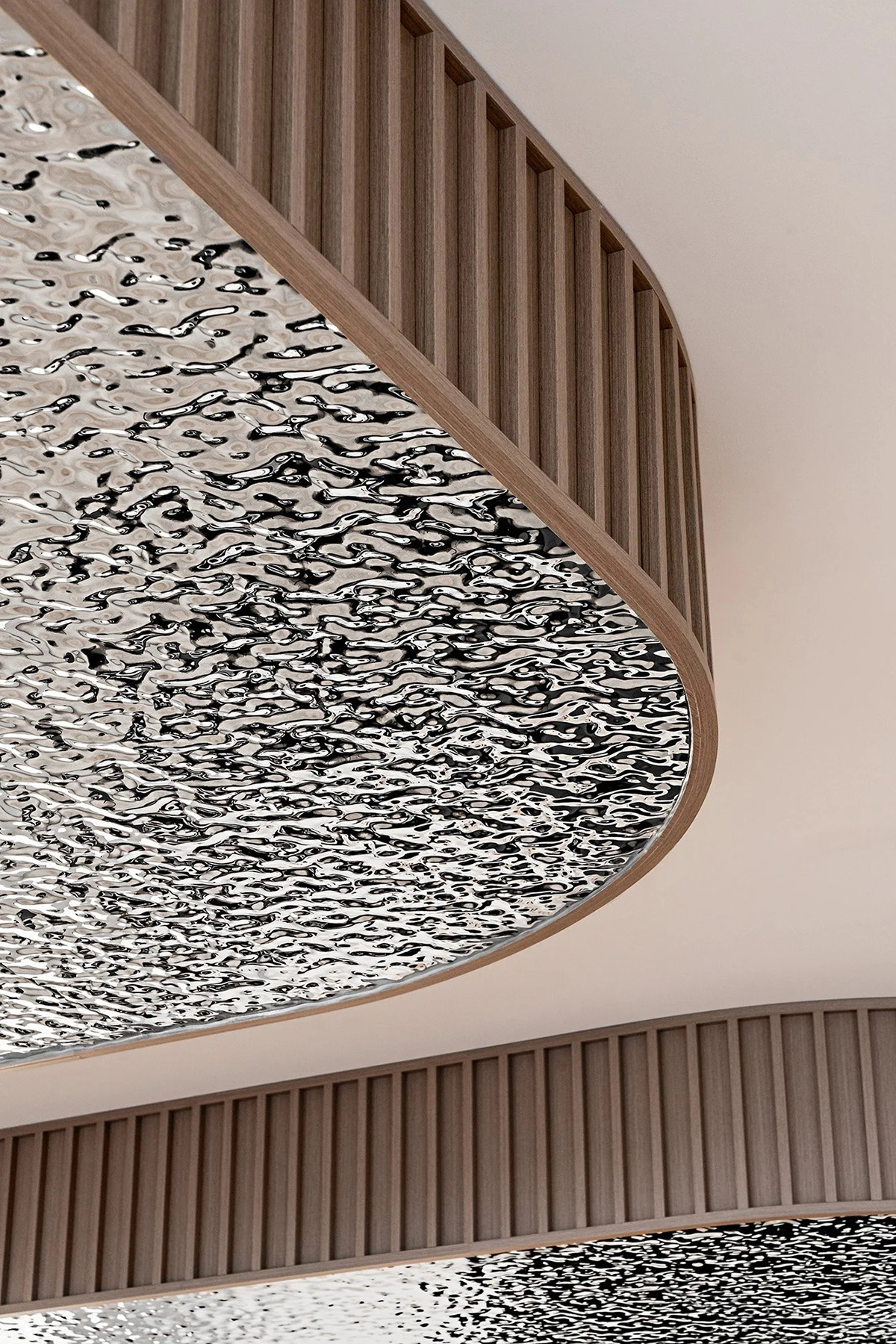 ���ܾ�ͷ Anglo-Eastern�¼��£���������ѧд��칫����