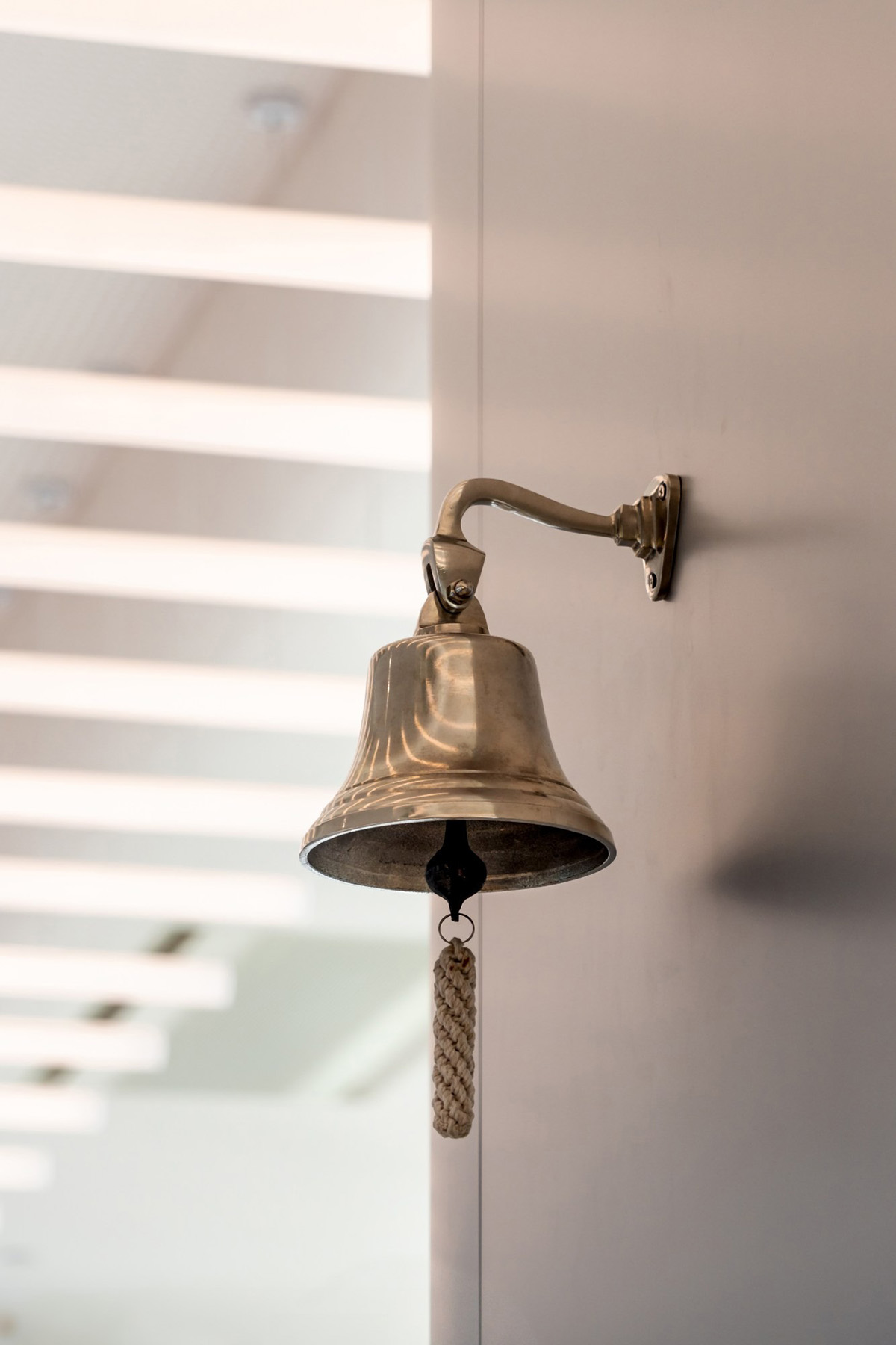 ���ܾ�ͷ Anglo-Eastern�¼��£���������ѧд��칫����