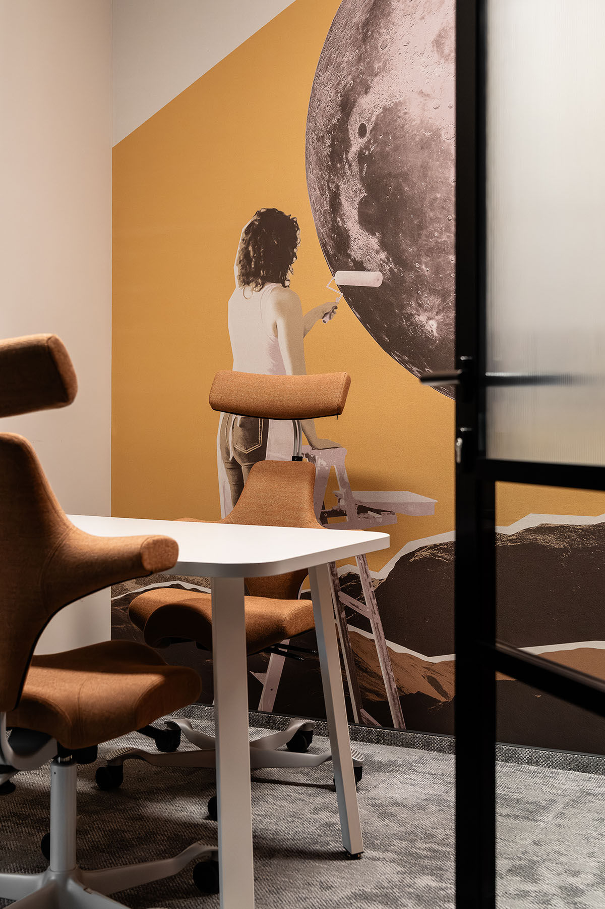 ծչ˾KRUKܲɳݽĸϿռ