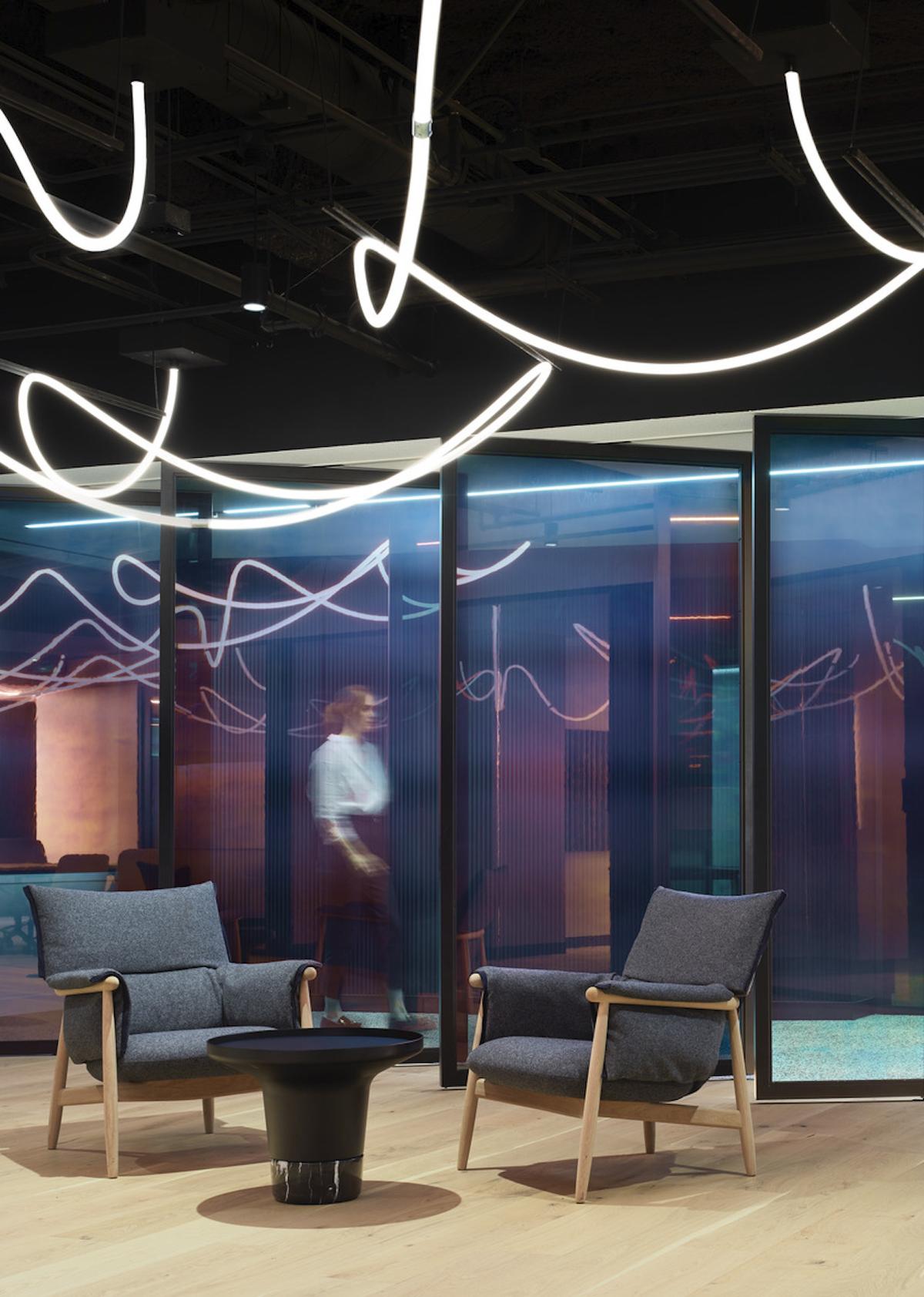 ȫѯAccenture֥Ӹܲδ