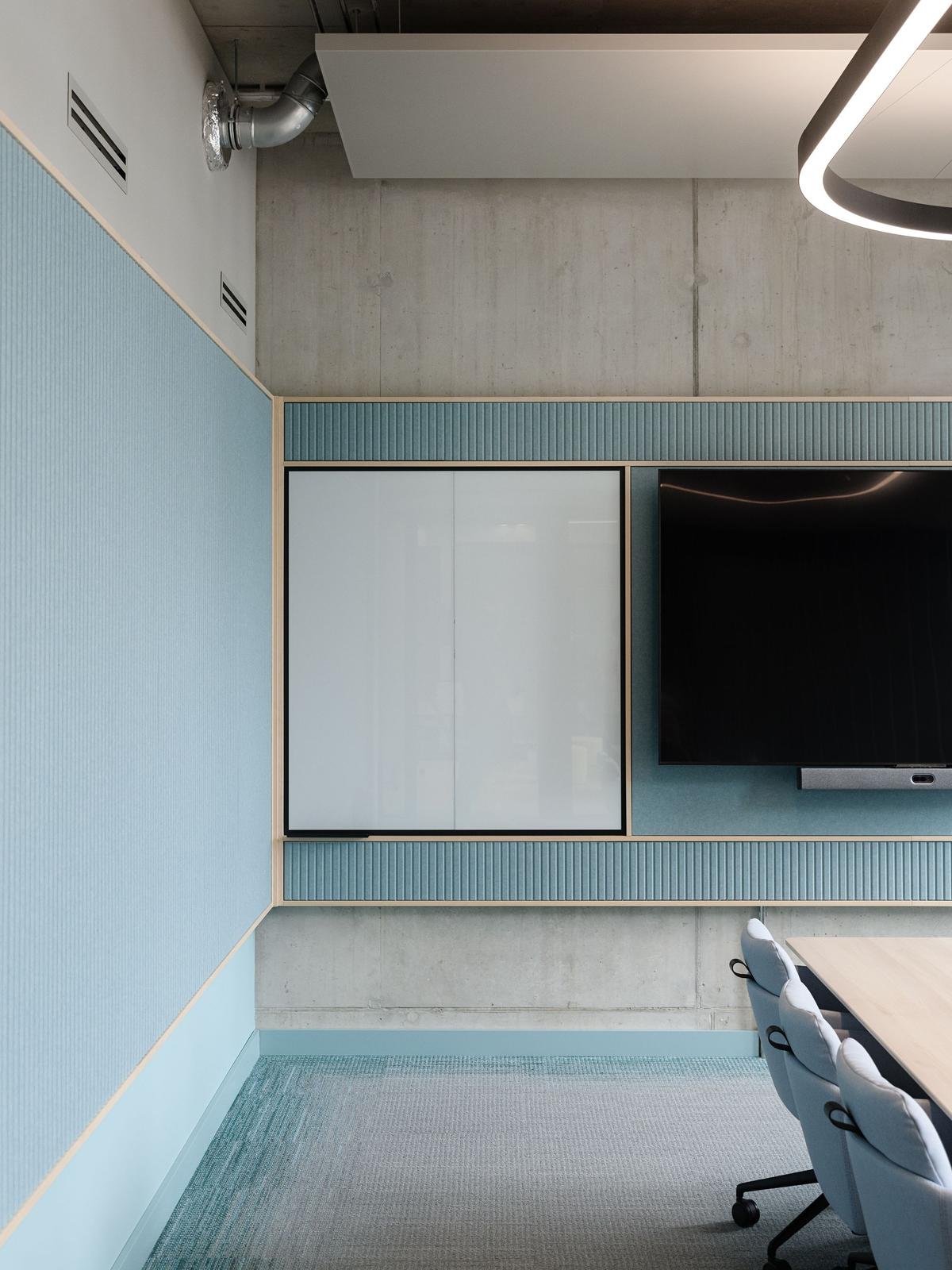 �����������չ�Ӱ��д��������ͷ��Ľ���֮��