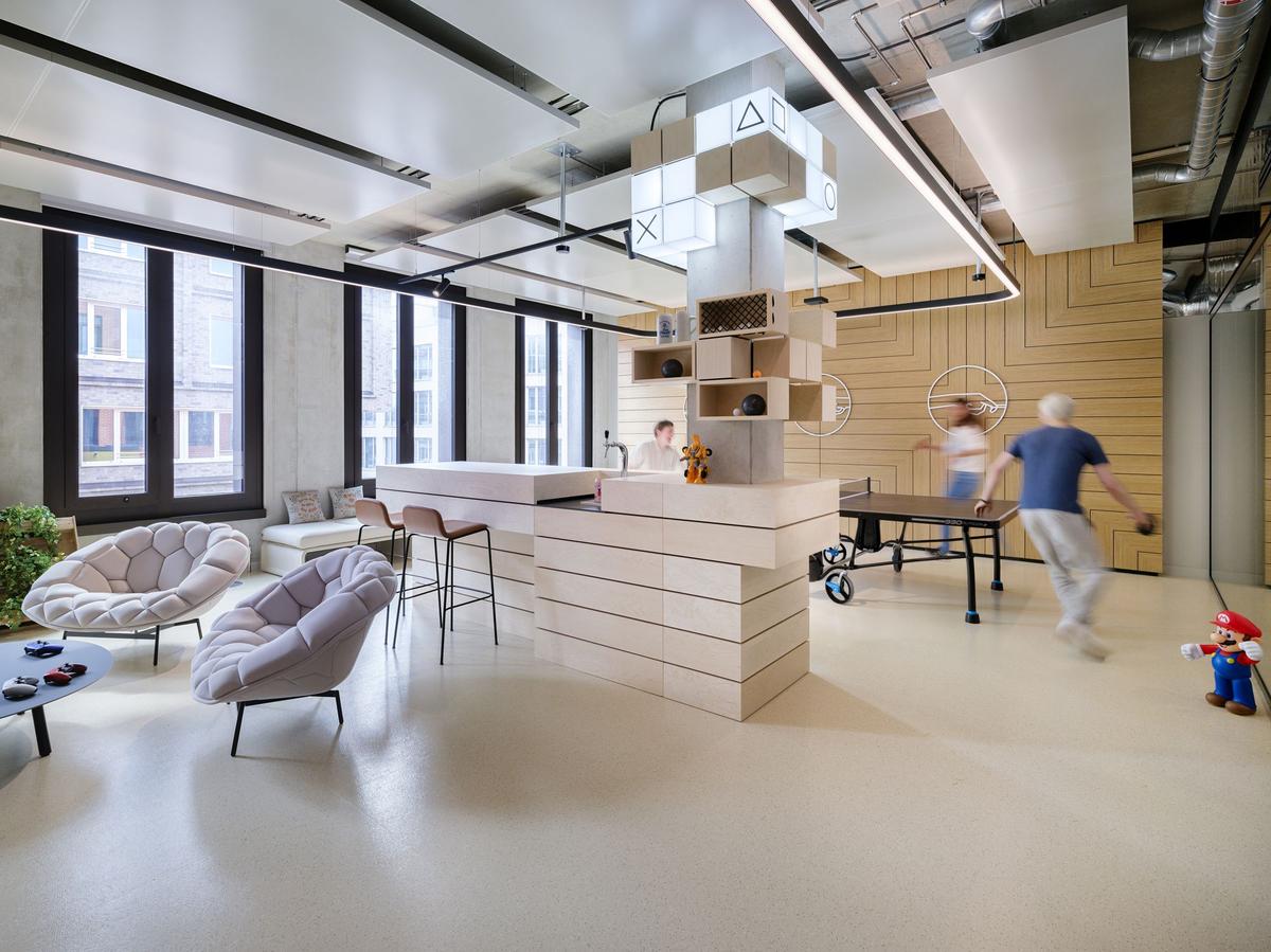 �����������չ�Ӱ��д��������ͷ��Ľ���֮��