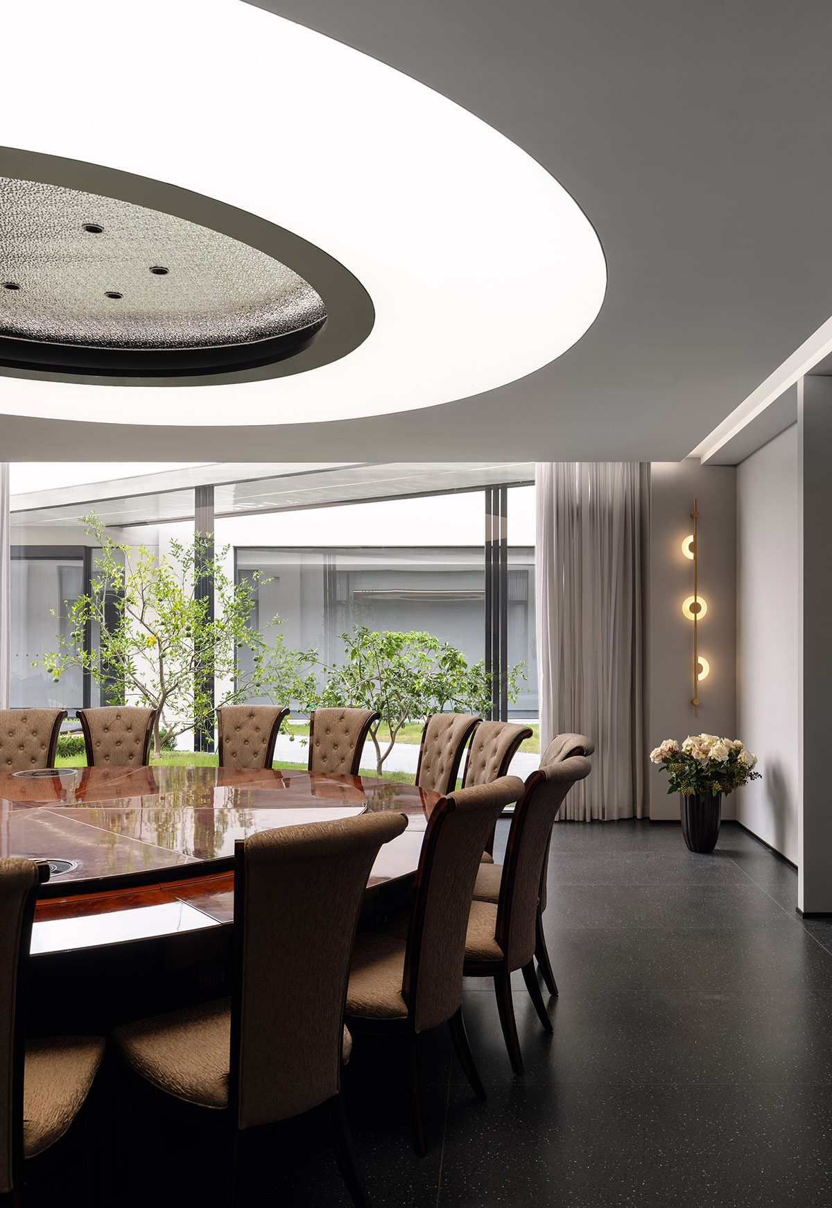 ��Ե��֯�����ܲ��칫����ɫ��ѧ�Ŀռ�ת��