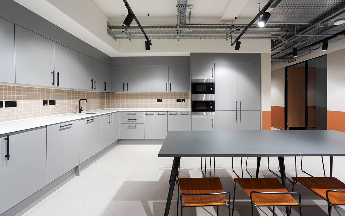 Ӣ��Merseyway�������ģ��ƾ��������̣����ܴ�ҵ����