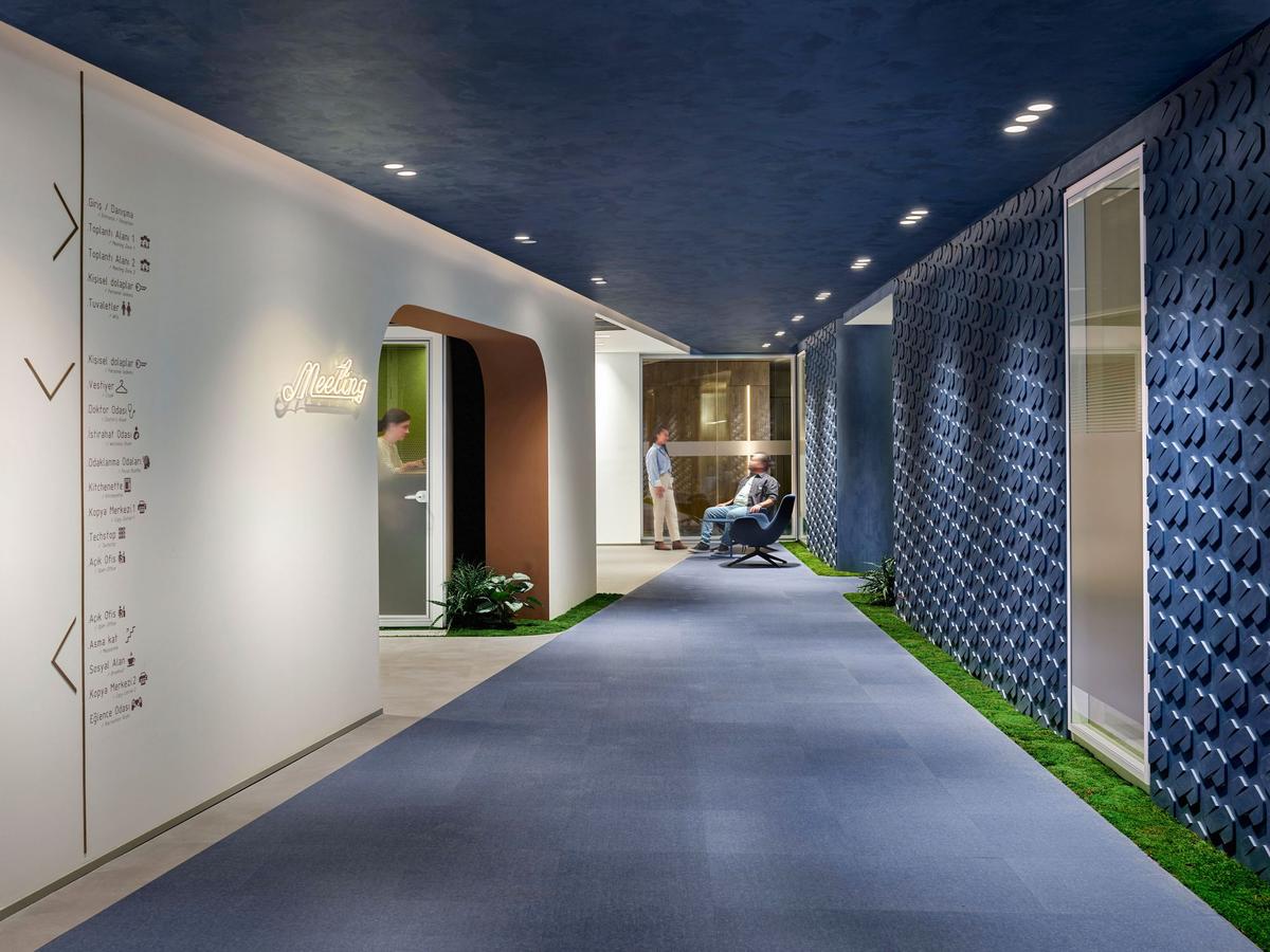 ��ѯ��˾Marsh McLennan��˹̹��������������ϵ�칫���