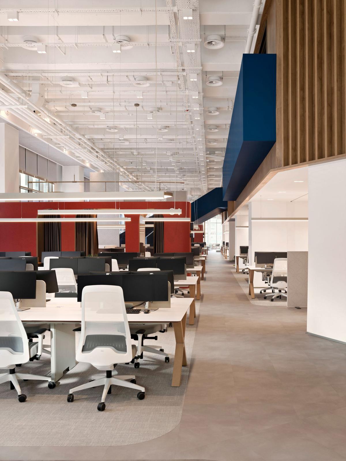 ��ѯ��˾Marsh McLennan��˹̹��������������ϵ�칫���