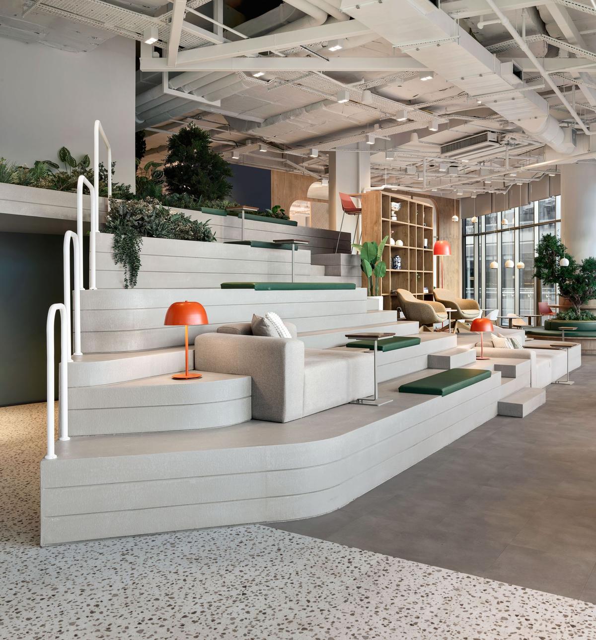 ��ѯ��˾Marsh McLennan��˹̹��������������ϵ�칫���