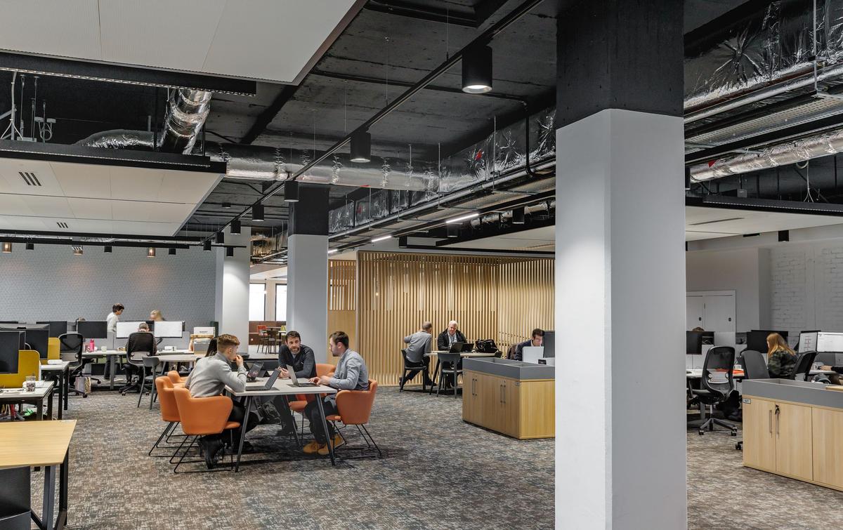 Ӣ��Stockroom�����������ģ������̳��������п���