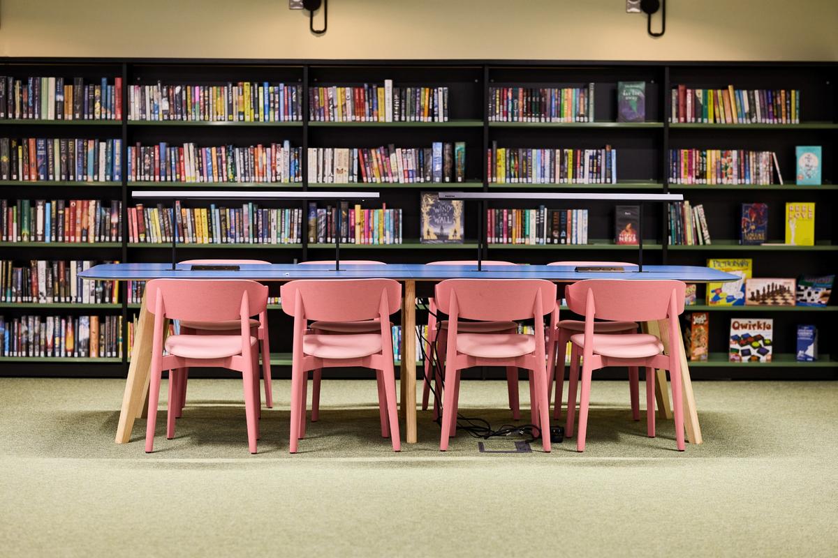 Ӣ��Stockroom�����������ģ������̳��������п���