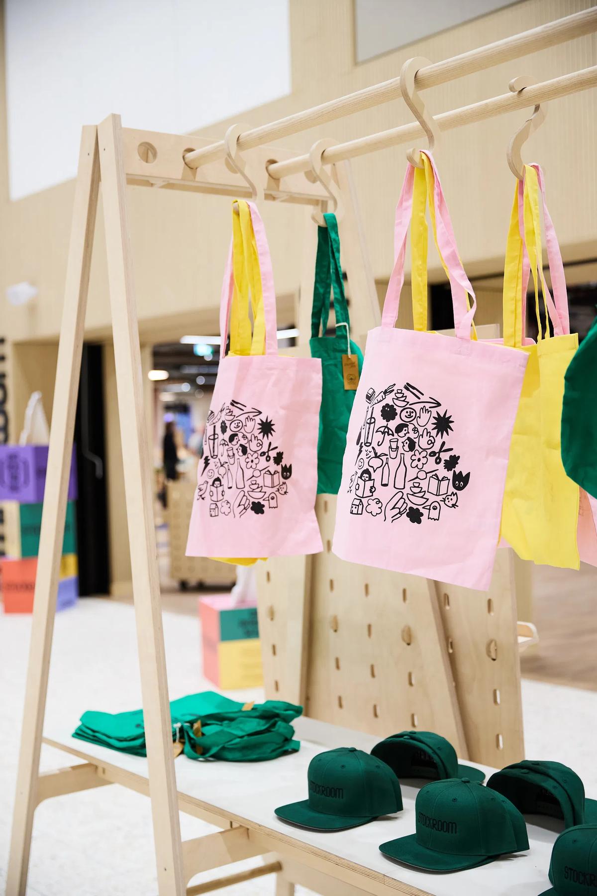 Ӣ��Stockroom�����������ģ������̳��������п���