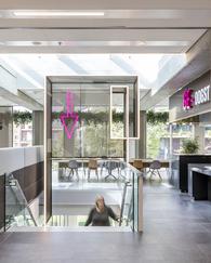 De Knoop�����ڵ���֧�칫 ����ǽ��ͼ��