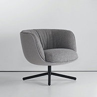 ���رҿ�ҵRiot�����ܲ��칫