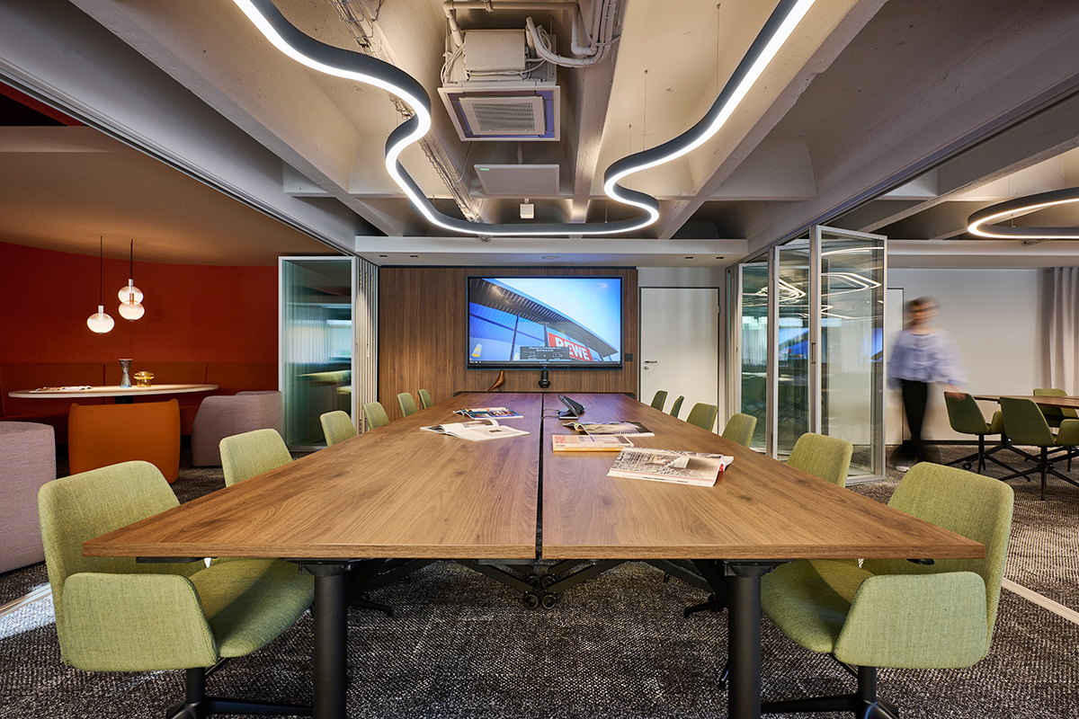 �¹�������ҵREWE�����ܲ���������Ч�ֲ�����ʵ¼