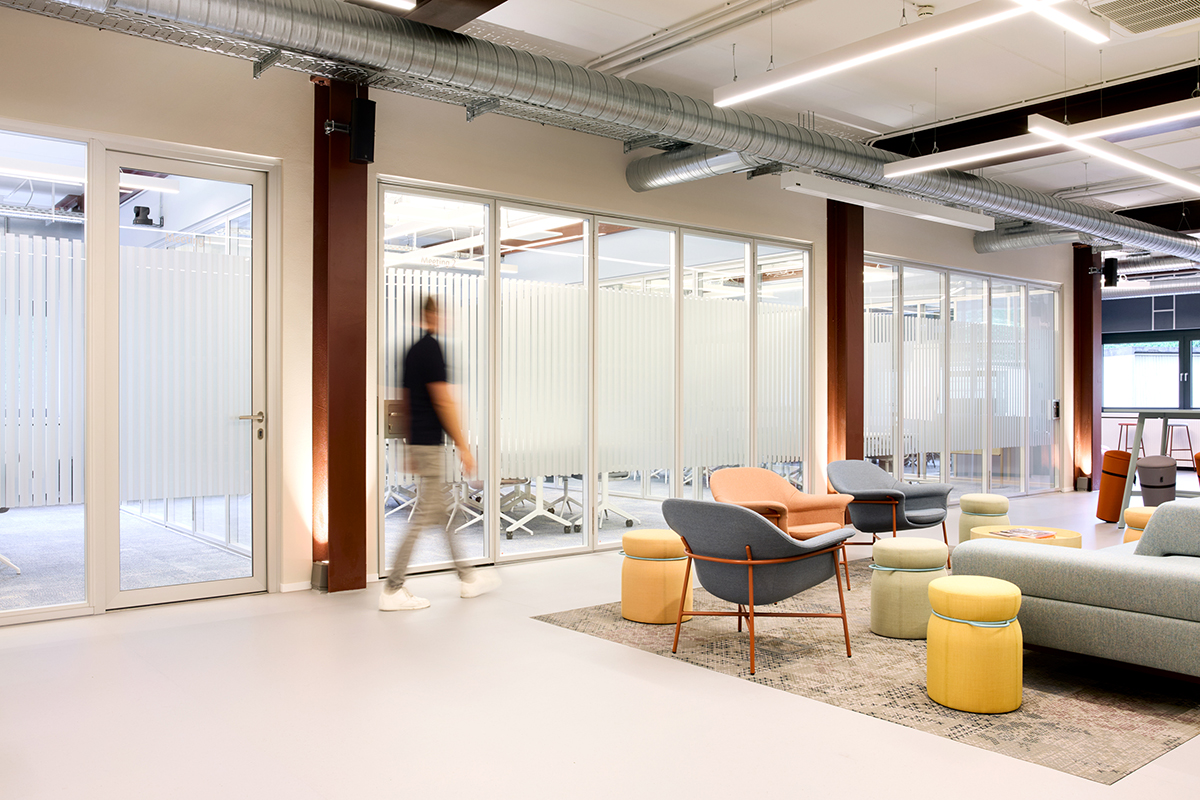 �¹�������ҵREWE�����ܲ���������Ч�ֲ�����ʵ¼