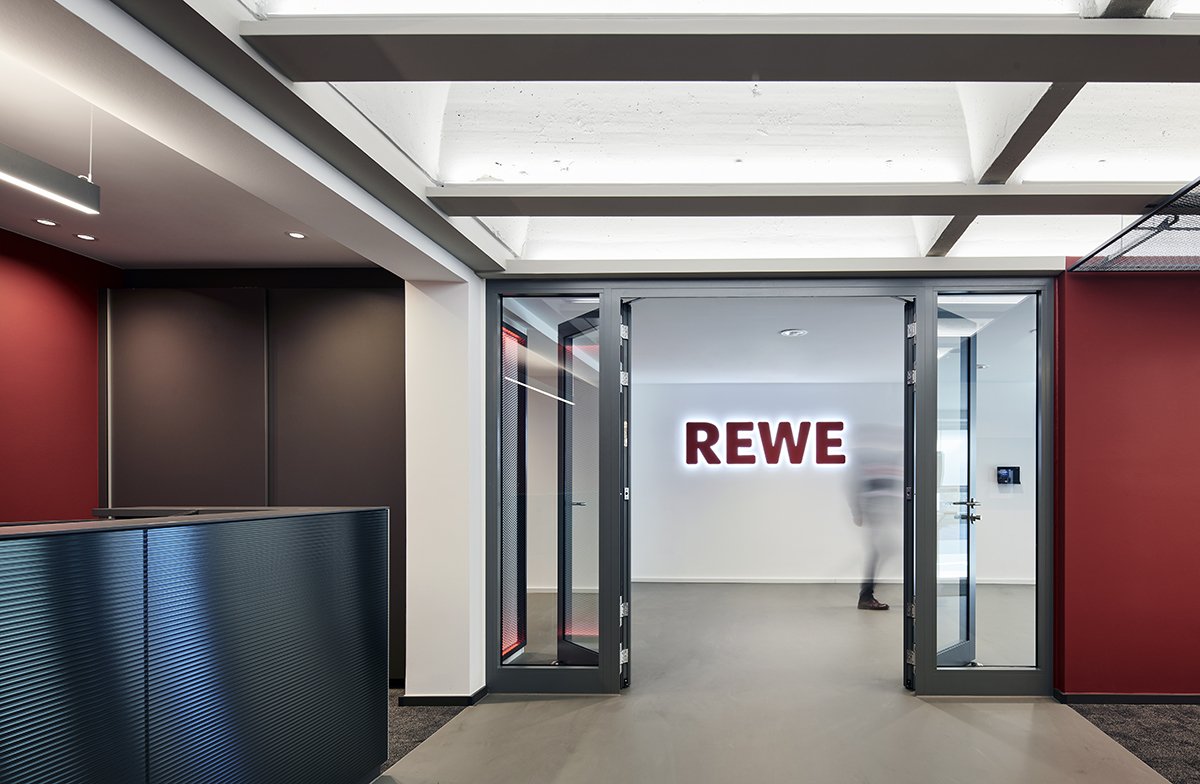 �¹�������ҵREWE�����ܲ���������Ч�ֲ�����ʵ¼