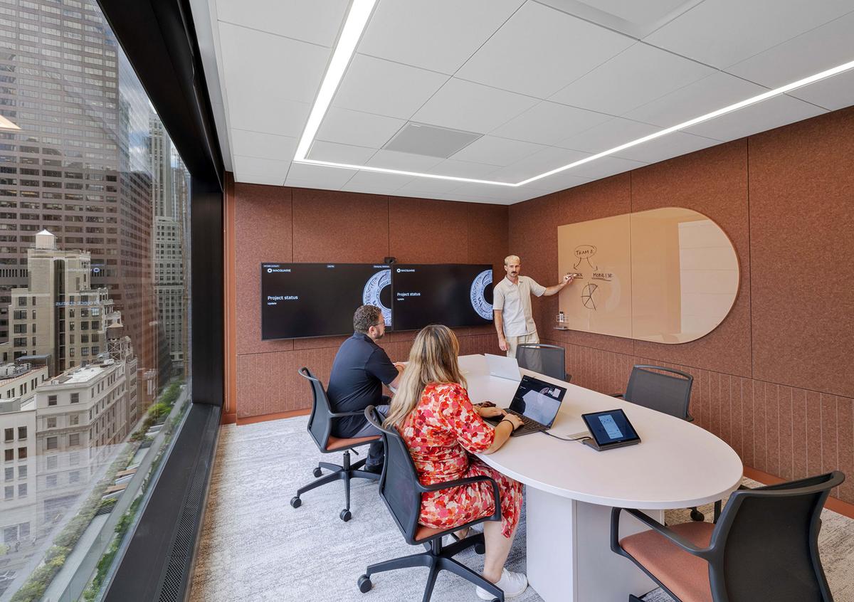 Macquarie����ŦԼ�ܲ���һ��¥�����ܽ��ڰ칫����