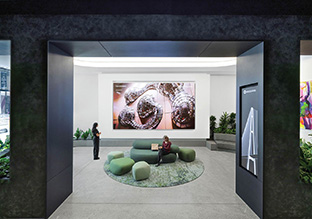 Macquarie����ŦԼ�ܲ���һ��¥�����ܽ��ڰ칫����