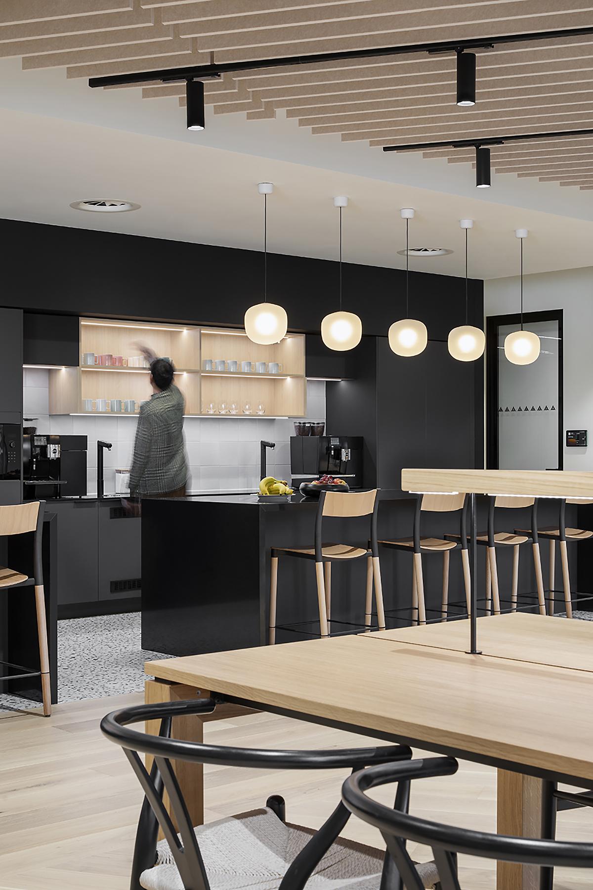 ���ڿƼ�Acrisure�׶��ܲ������Э��+�����ݽ�