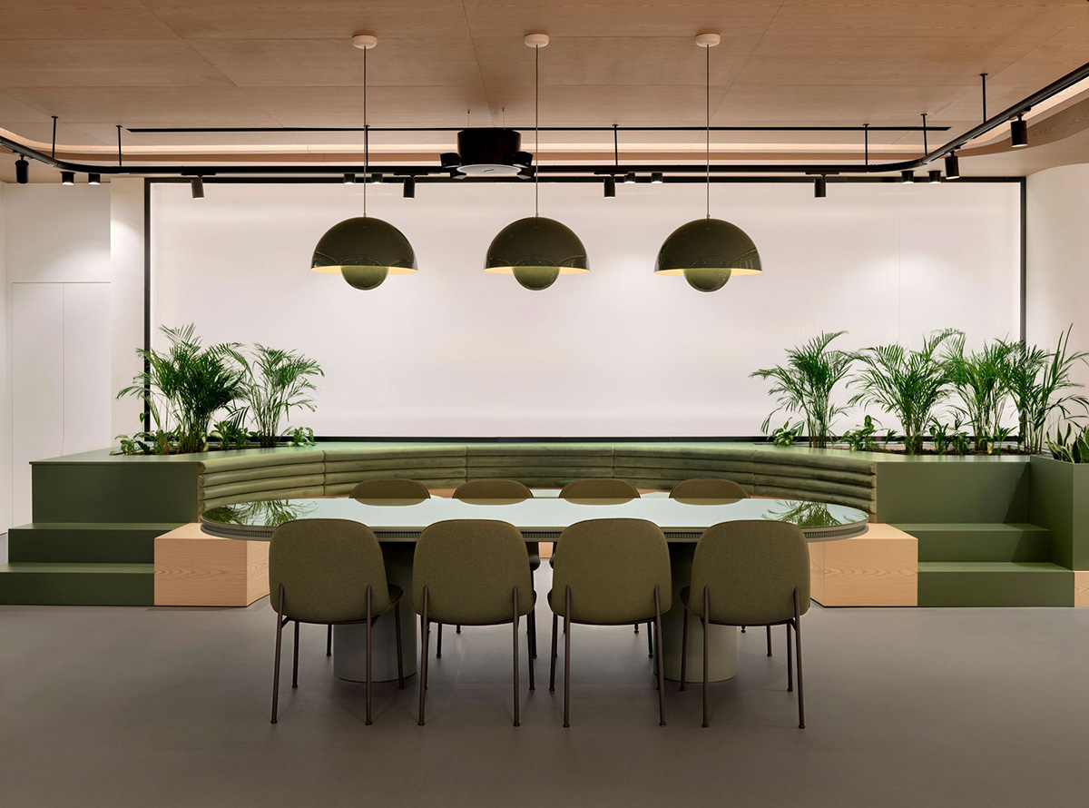 ������UCGE�ܲ���ƣ����﹤ҵ���ŵ���������