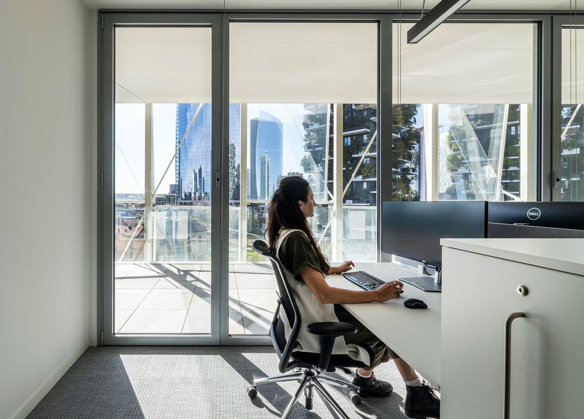 ���ڹ�˾GRENKE�����ܲ���Ա����������������