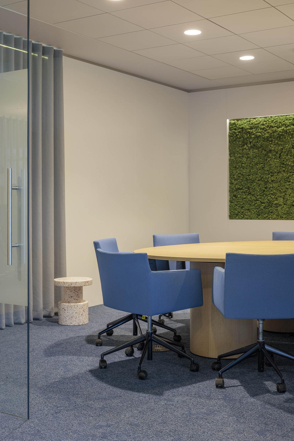 ����δ������ķ˹�ص�Schiphol������Ӫ�������