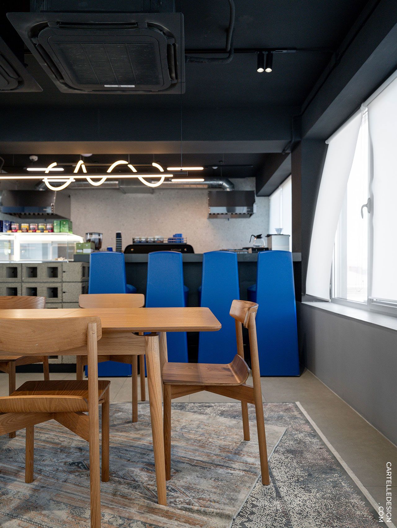 ����˹DELO���ϰ칫�������˵Ĵ���������