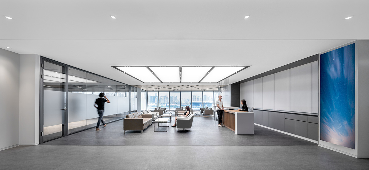 ����ߵ����ף�Զ�������Ϻ��ܲ��ռ�ʫѧ