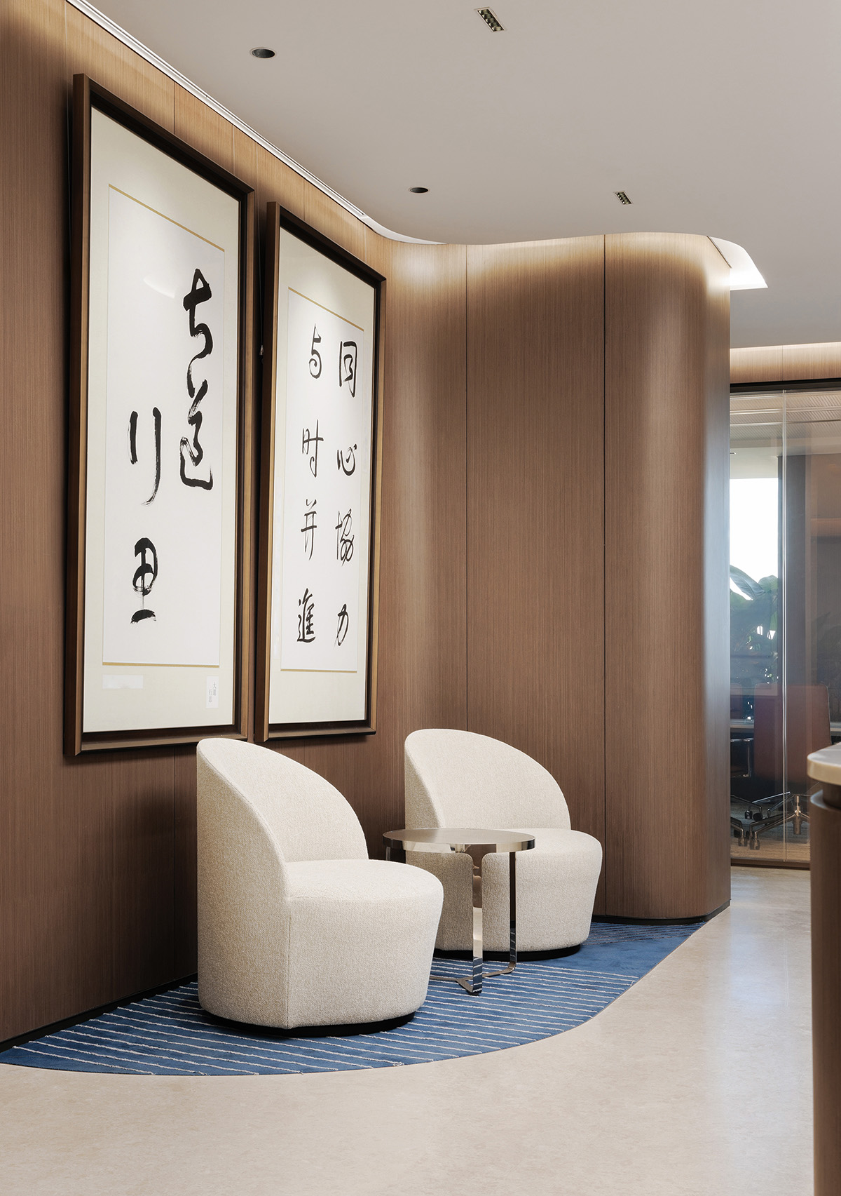 ���ڹ�˾���������׵�˫���ԡ���Ȼ������Ŀռ�Ի�