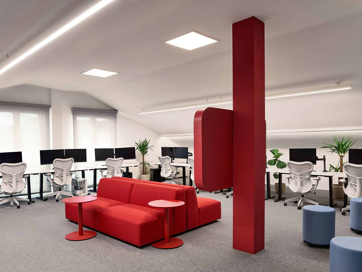 ��������Ϸ��˾�칫����ƣ�ɫ��������