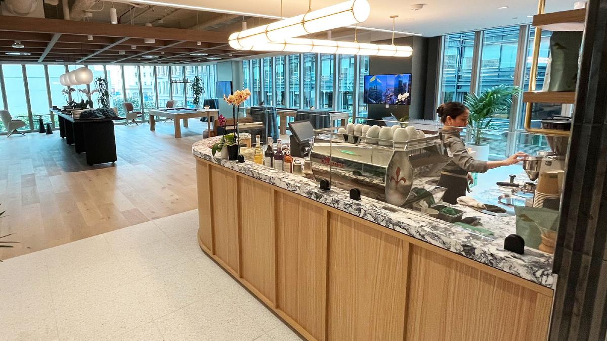 �ɽ�ɽ555Mission�׼�д��¥�������罻����ʽ���׷�������