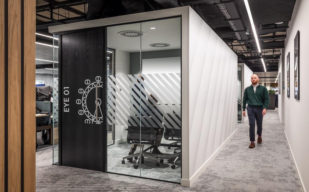 ȫ���׾�ͷ�׶��ܲ���רע��Э���������л�