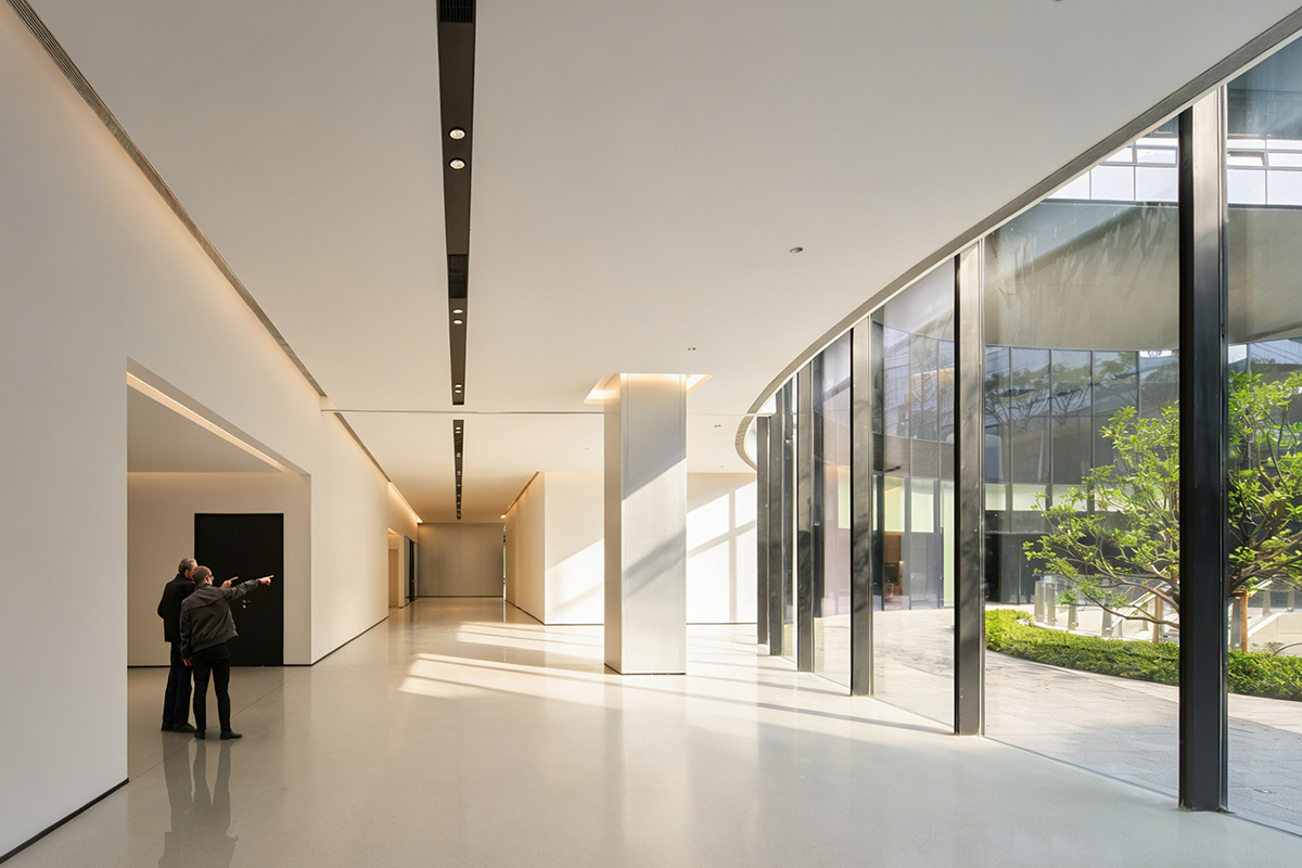 �Ϻ�����ȫ����԰����ɭ��֮�ϵĿƼ���ѧ