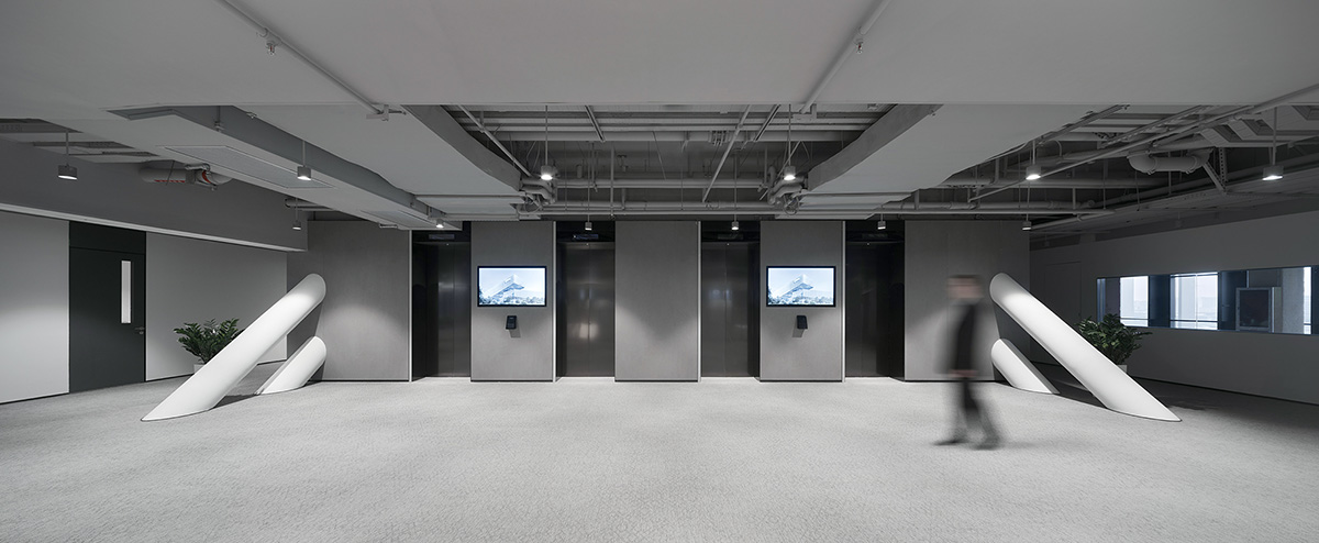 �Ϻ�����ȫ����԰����ɭ��֮�ϵĿƼ���ѧ