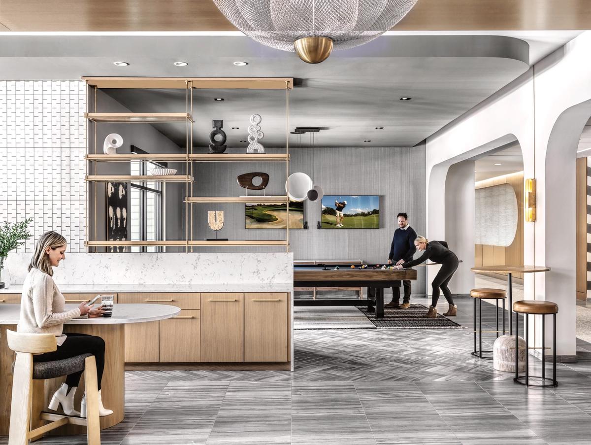 The Clover��Ԣ�������Բ���Ϊ��е�ǰ��ʱ����ѧ