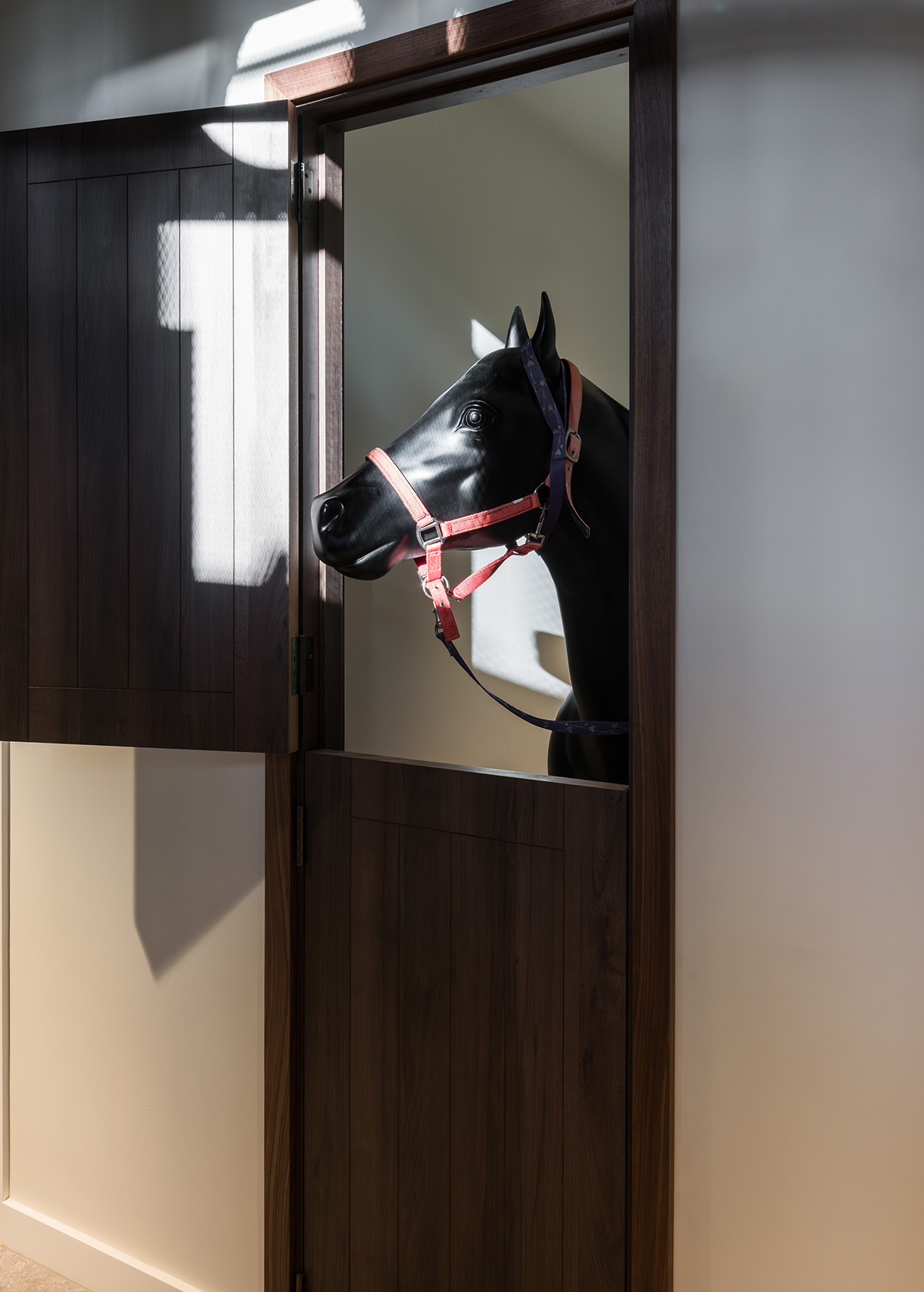 ���¥������������꣺�ƶ�����Virgin Media O2��ϰ칫��Ʋ��