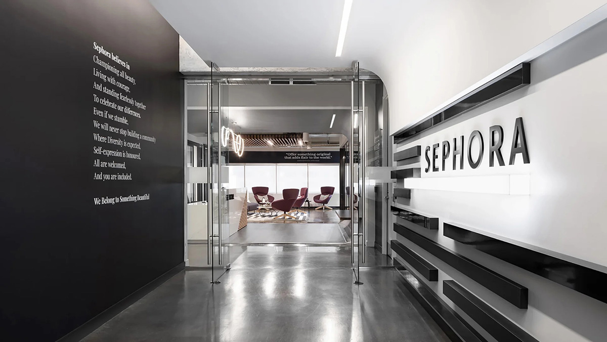 Sephora���׶��ܲ�������Ԥ�㡰ױ����Ʒ�Ƹ߼���